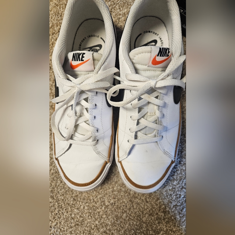 NIKE court legacy
